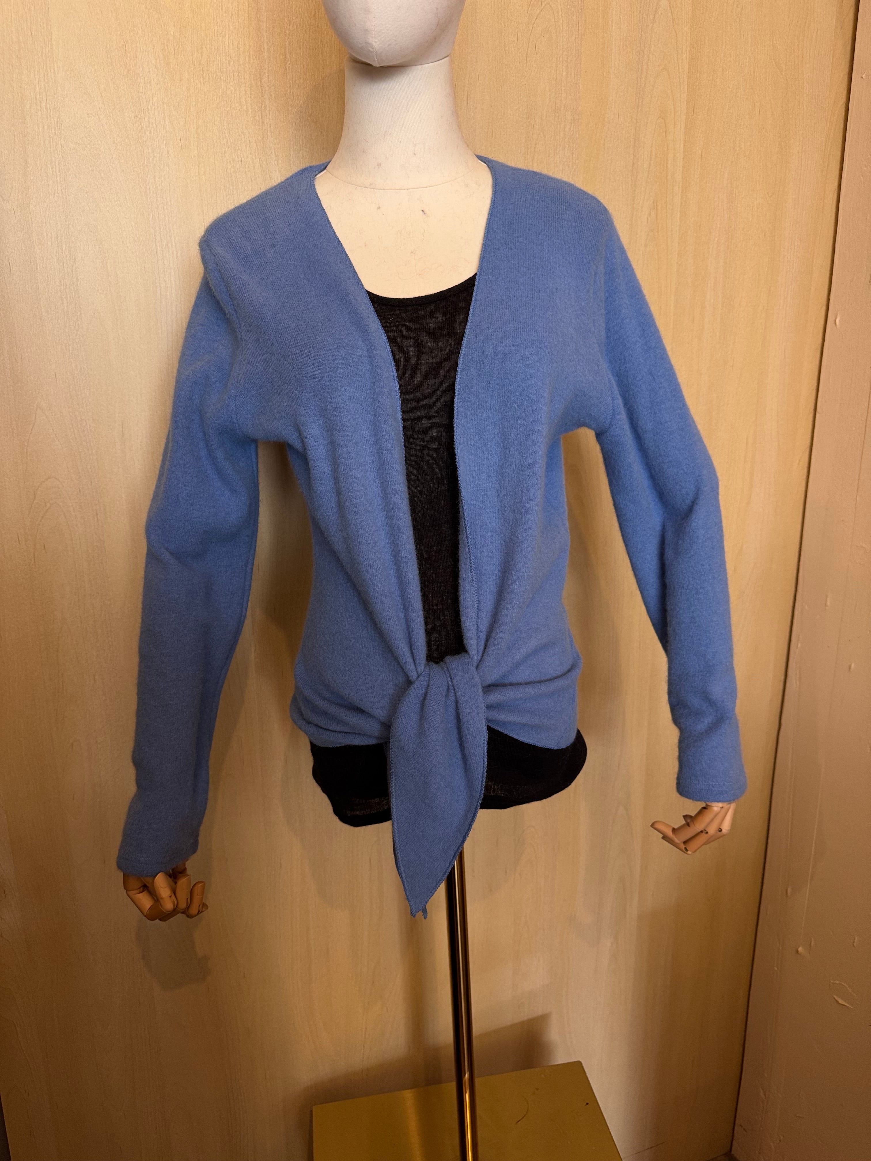 Klassischer Strick-Cardigan zum Binden in Jeansblau