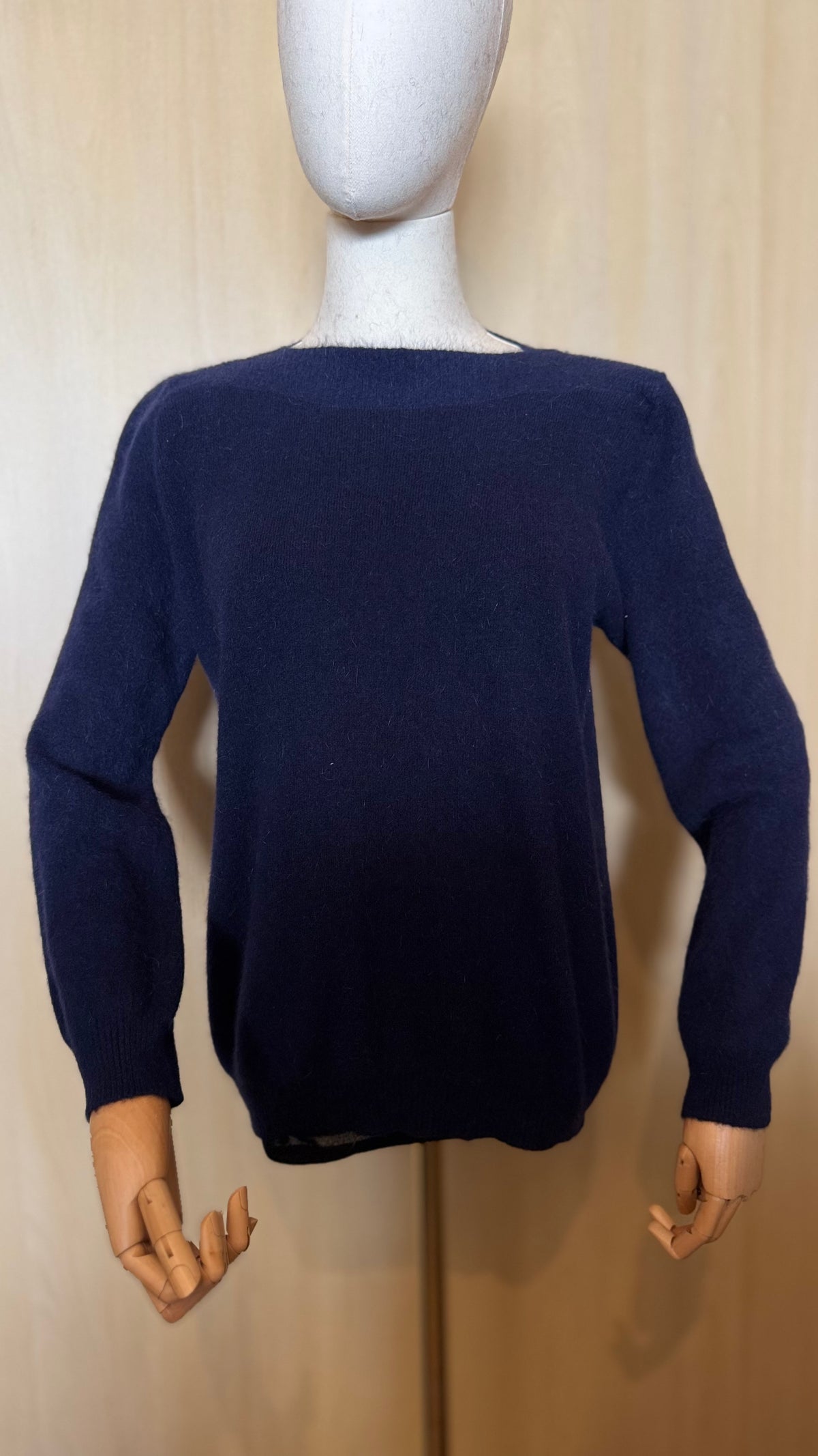 Klassischer Damen-Strickpullover mit U-Boot-Ausschnitt – Marine