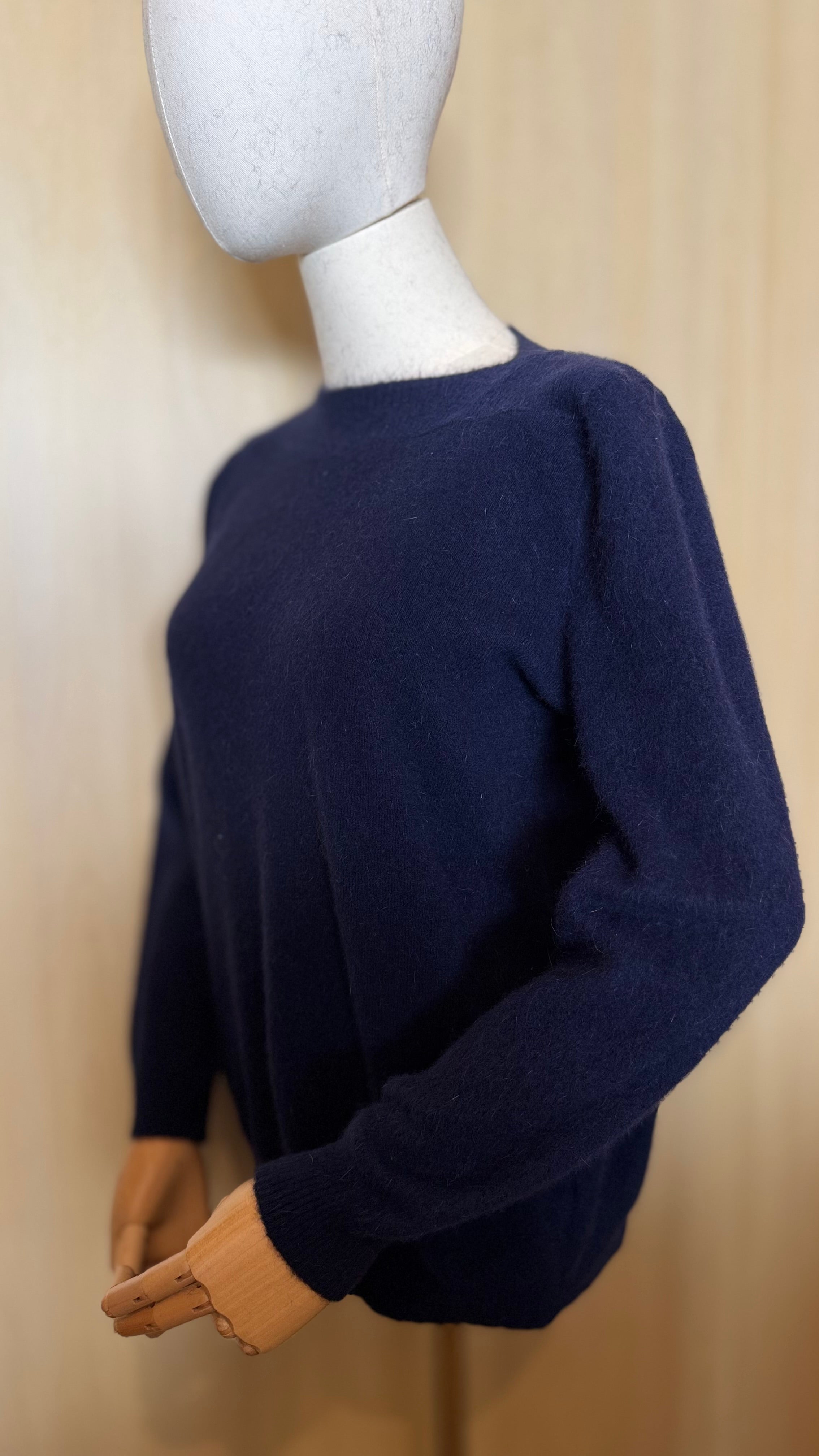 Klassischer Damen-Strickpullover mit U-Boot-Ausschnitt – Marine