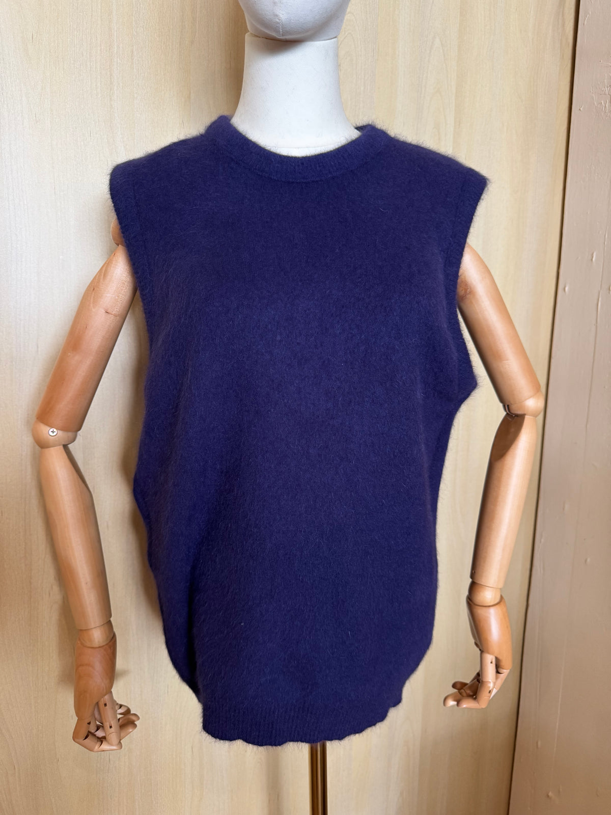 Pullunder Rundhalsausschnitt ohne Arm in Aubergine