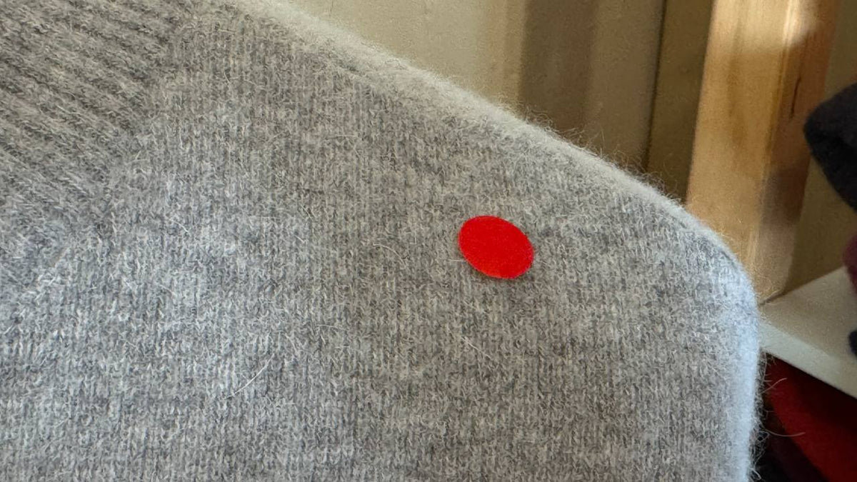Klassische Feinstrick-Strickjacke mit Stehkragen & Knopfleiste – Silbergrau meliert